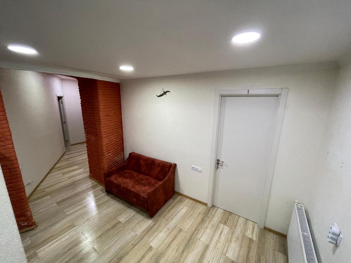 Aa Hotel Tbilisi ภายนอก รูปภาพ