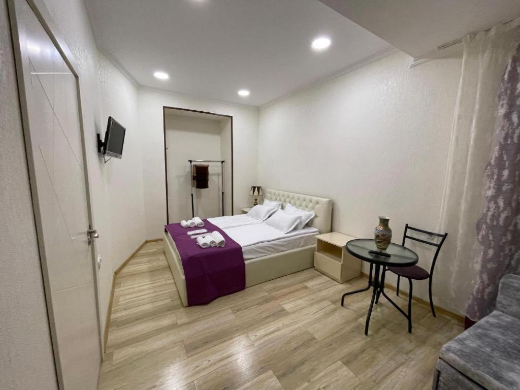 Aa Hotel Tbilisi ภายนอก รูปภาพ